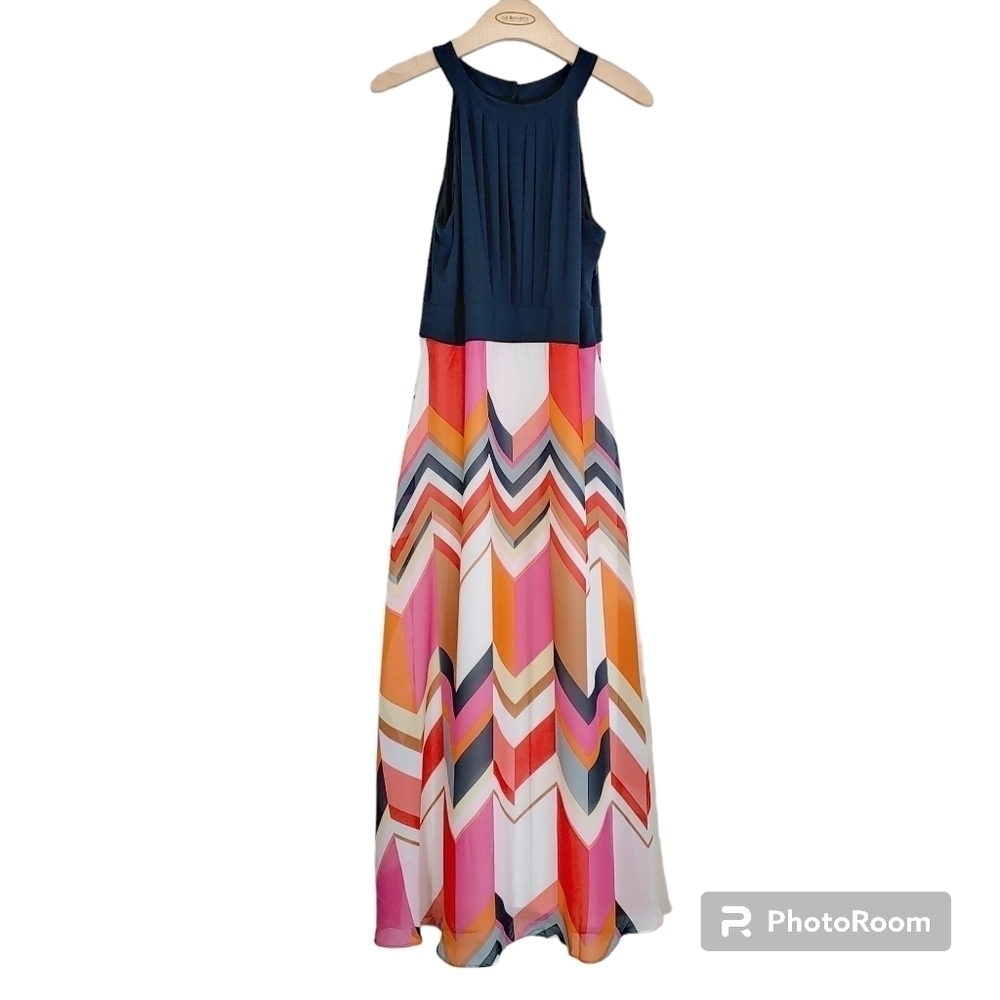 Sandra Darren Women's Sleeveless Flowy Summertime Chevron Maxi Dress Sz 12